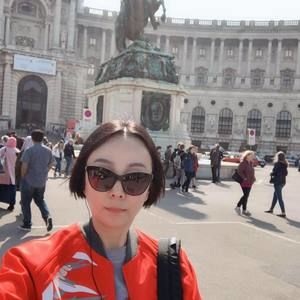 Meet your Posher, Nancy